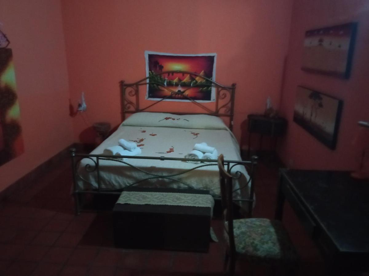 Agriturismo Vita E Natura Villa Noto Szoba fotó
